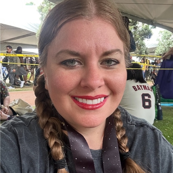 Meet your Posher, Christine - Picture 2 of 2